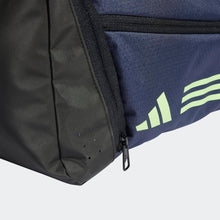 Load image into Gallery viewer, BORSONE ADIDAS XS