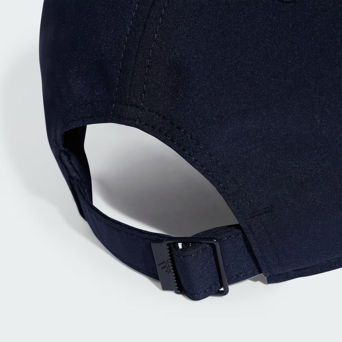 CAPPELLO CON VISIERA