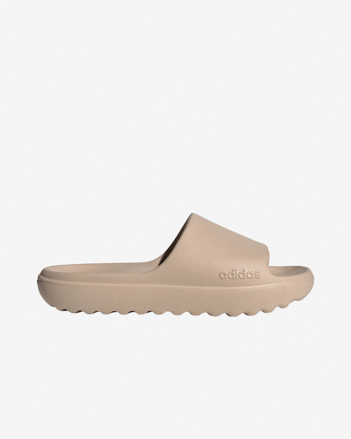 ADILETTE LUMIA