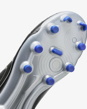 Load image into Gallery viewer, Nike Jr. Tiempo Legend 10 Club