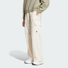 Load image into Gallery viewer, PANTALONE CARGO DONNA ADIDAS
