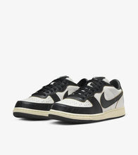 Cargar imagen en el visor de la galería, NIKE TERMINATOR LOW