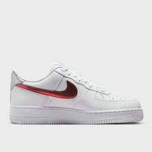 Laden Sie das Bild in den Galerie-Viewer, AIR FORCE  1'07