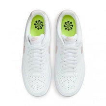 Cargar imagen en el visor de la galería, W NIKE COURT VISION LO