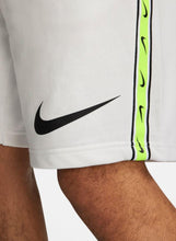 Cargar imagen en el visor de la galería, BERMUDA UOMO REPEAT