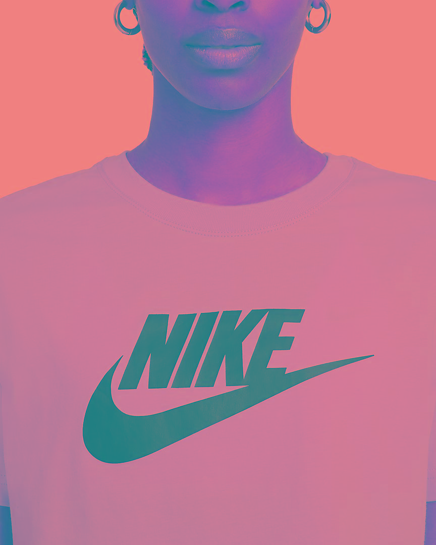 W NSW TEE ESSNTL CRP ICN FTR T-SHIRT MEZZA MANICA