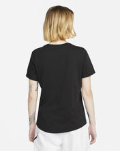 Laden Sie das Bild in den Galerie-Viewer, T-SHIRT MEZZA MANICA DONNA NIKE