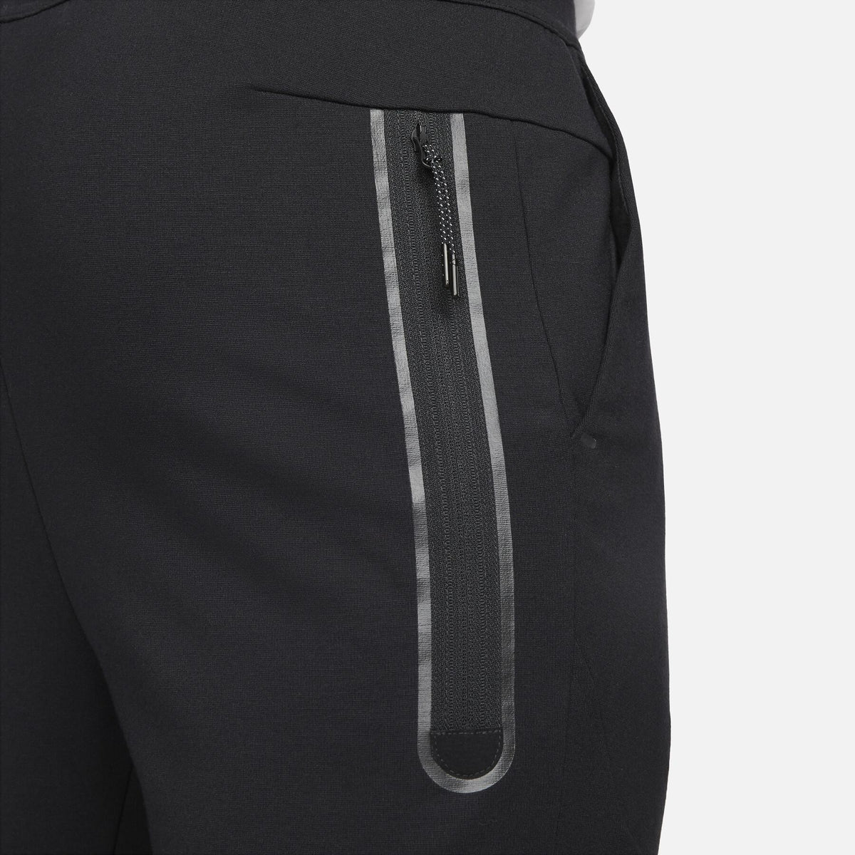 PANTALONE NIKE TECH FLEECE