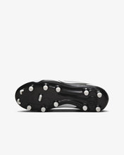 Load image into Gallery viewer, Nike Jr. Tiempo Legend 10 Club