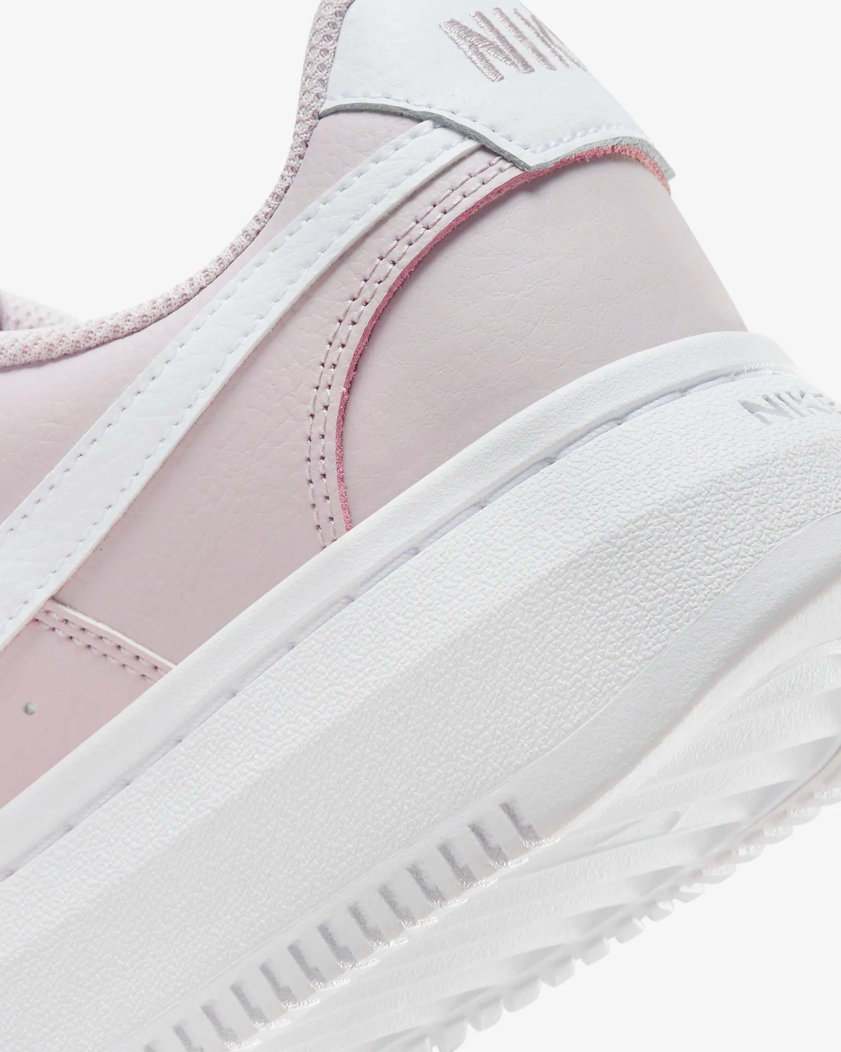 W NIKE COURT VISION ALTA LTR