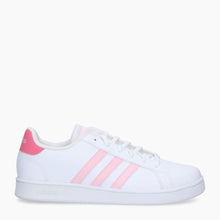 Laden Sie das Bild in den Galerie-Viewer, GRAND COURT