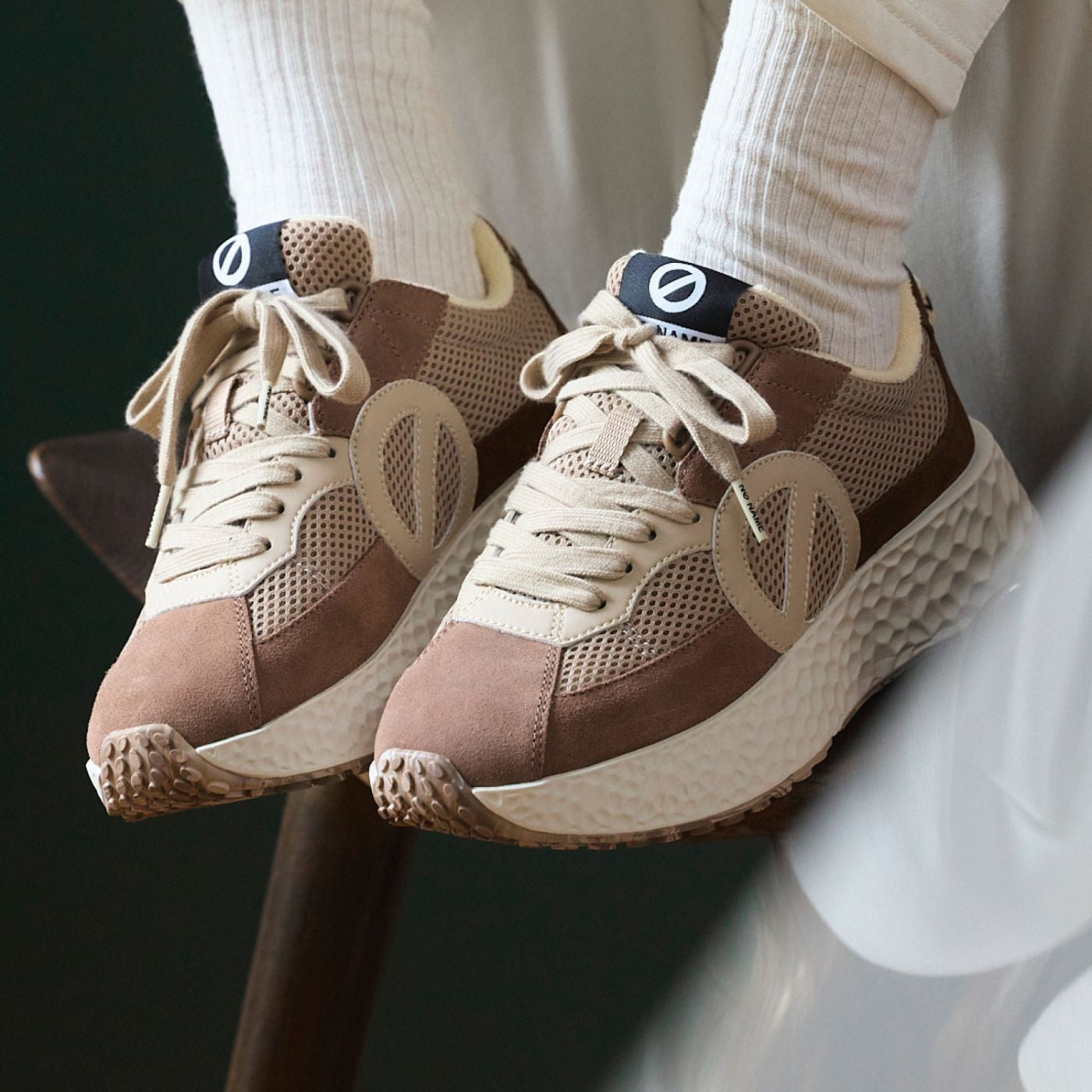 CARTER RUNNER W