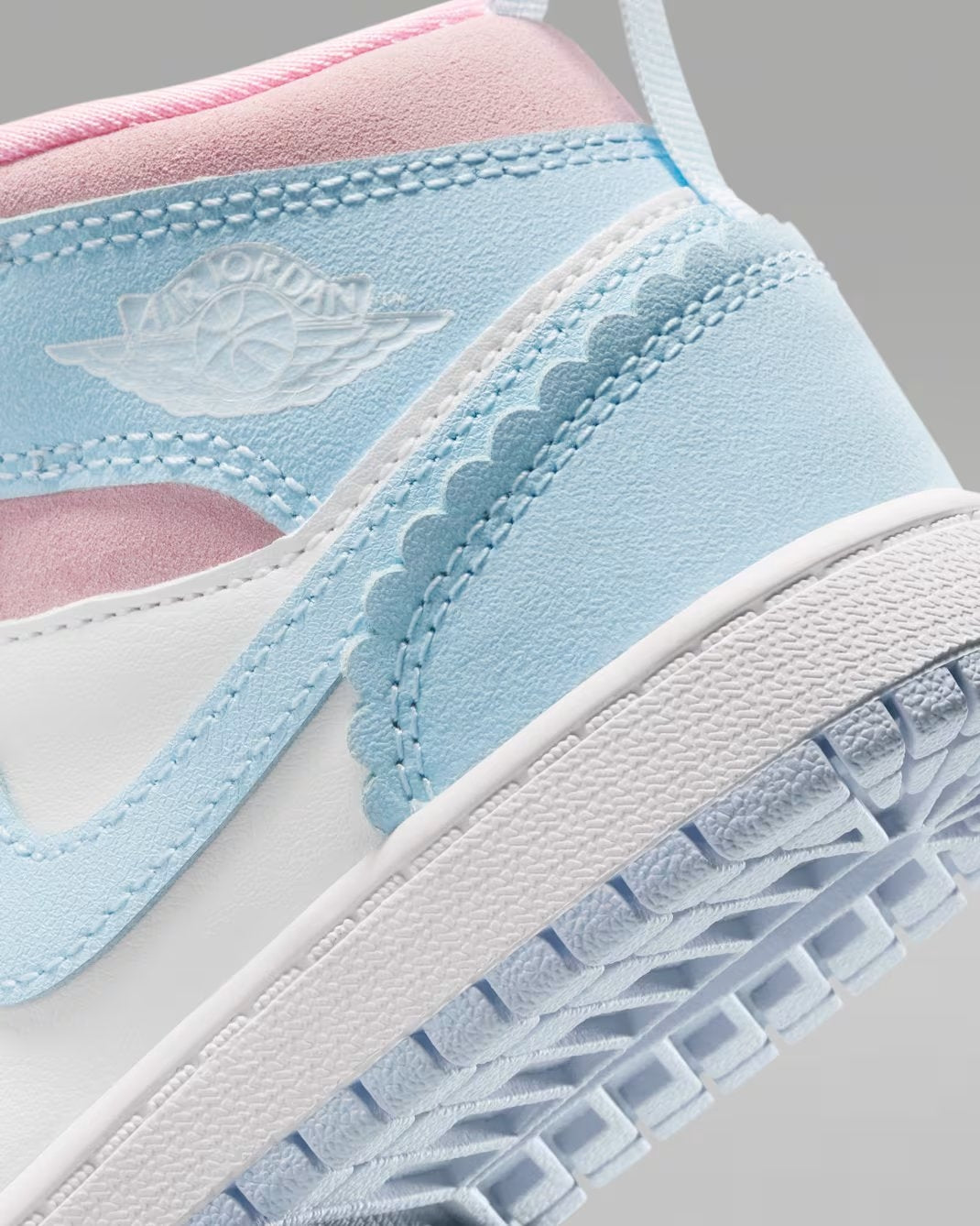 JORDAN 1 MID SE PS