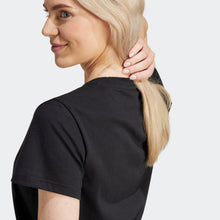 Carica l'immagine nel visualizzatore di Gallery, T-SHIRT ADIDAS DONNA