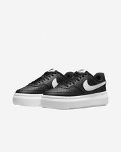 Cargar imagen en el visor de la galería, W NIKE COURT VISION ALTA LTR