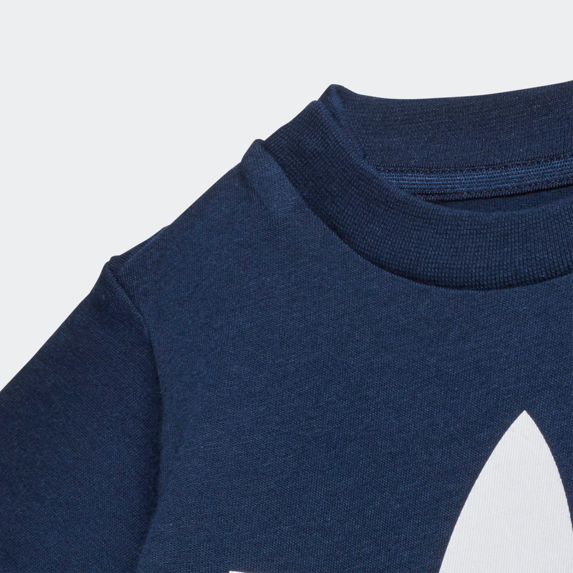 trefoil tee