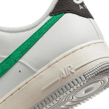 Laden Sie das Bild in den Galerie-Viewer, AIR FORCE 1 ' 07