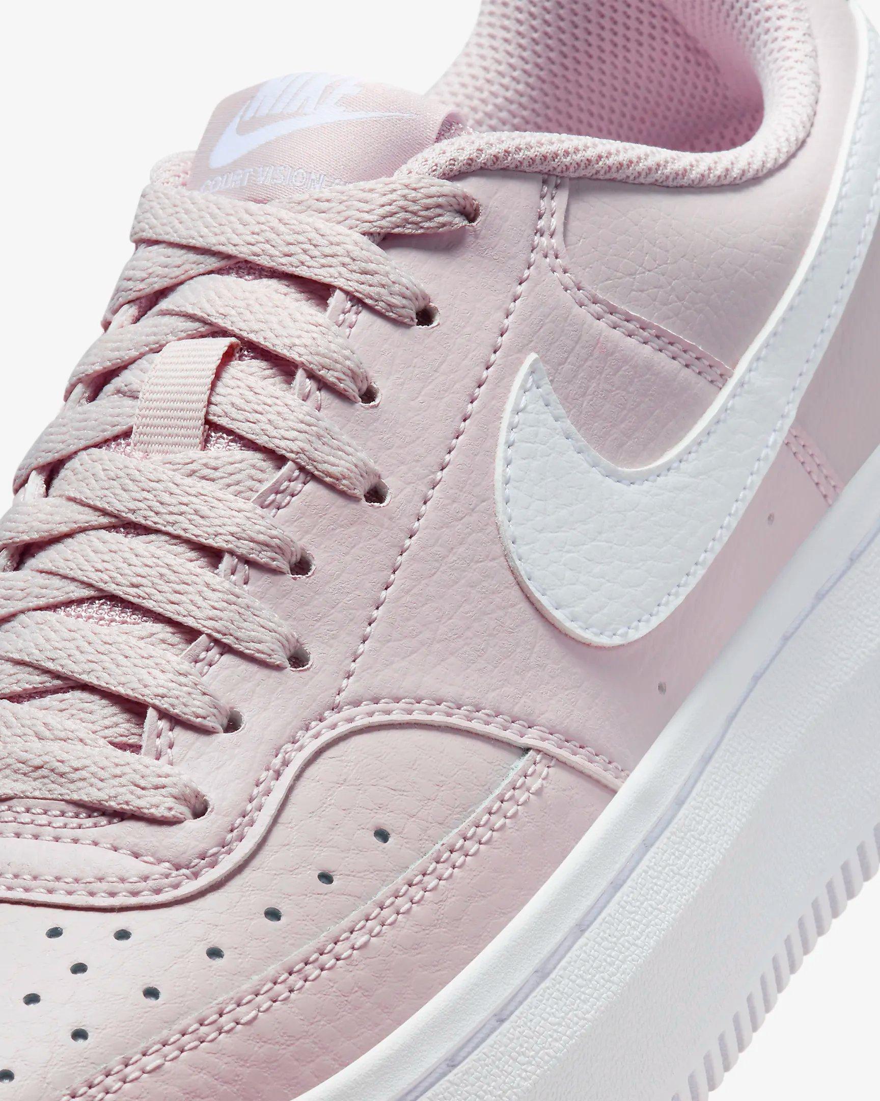 W NIKE COURT VISION ALTA LTR