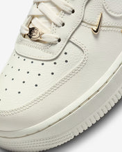 Cargar imagen en el visor de la galería, WMNS AIR FORCE 1 '07