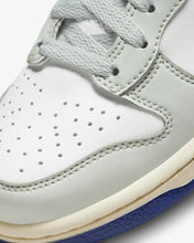 Cargar imagen en el visor de la galería, Nike Dunk High SE