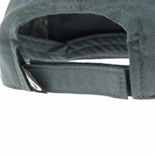 Laden Sie das Bild in den Galerie-Viewer, CAPPELLO NIKE JUNIOR