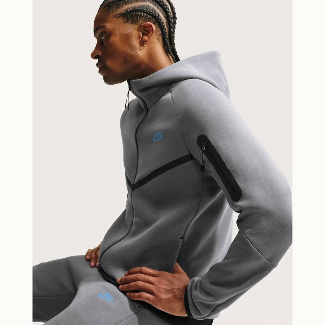 GIACCA NIKE TECH
