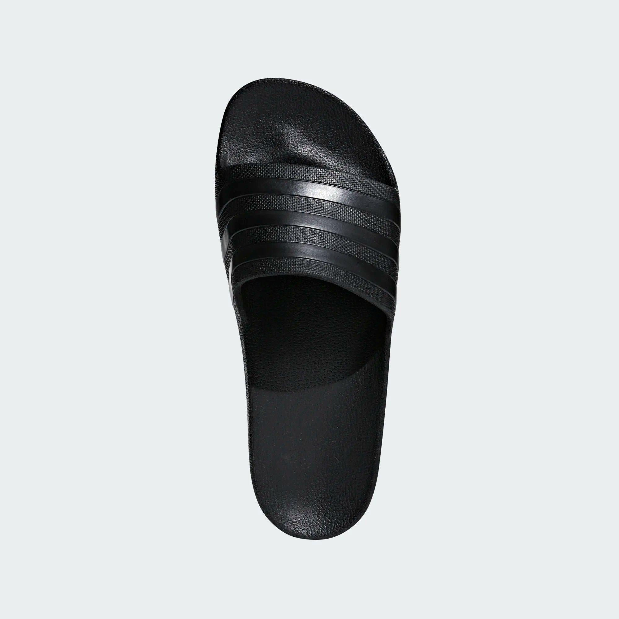 ADILETTE AQUA