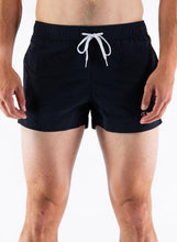 Load image into Gallery viewer, Beachshort boxer mare