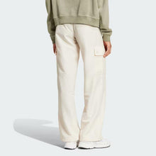 Load image into Gallery viewer, PANTALONE CARGO DONNA ADIDAS