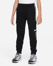 Laden Sie das Bild in den Galerie-Viewer, PANTALONE JUNIOR FELPATO CARGO