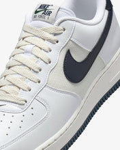 Carica l'immagine nel visualizzatore di Gallery, NIKE AIR FORCE 1 '07 NN