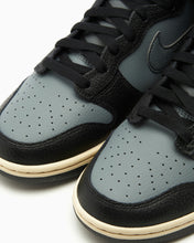 Load image into Gallery viewer, NIKE DUNK HI RETRO PRM