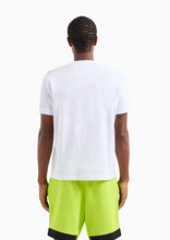 Laden Sie das Bild in den Galerie-Viewer, T-SHIRT UOMO MEZZA MANICA EA7