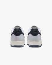 Carica l'immagine nel visualizzatore di Gallery, NIKE AIR FORCE 1 '07 NN
