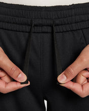Cargar imagen en el visor de la galería, SHORT JUNIOR