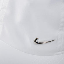 Carica l'immagine nel visualizzatore di Gallery, CAPPELLINO CON VISIERA