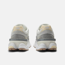 Load image into Gallery viewer, NEW BALANCE 9060