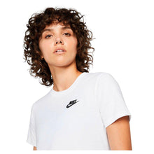 Carica l'immagine nel visualizzatore di Gallery, T-SHIRT DONNA