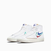Carica l'immagine nel visualizzatore di Gallery, NIKE BLAZER MID'77