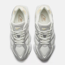 Load image into Gallery viewer, NEW BALANCE 9060