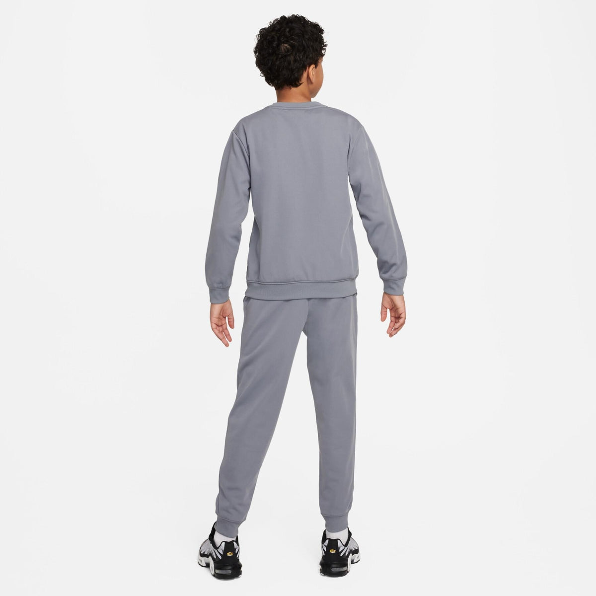 TUTA JUNIOR NIKE