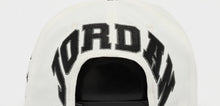 Laden Sie das Bild in den Galerie-Viewer, CAPPELLO JORDAN