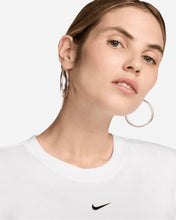Laden Sie das Bild in den Galerie-Viewer, T-SHIRT DONNA NIKE