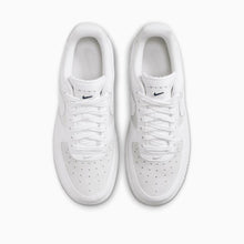 Cargar imagen en el visor de la galería, W NIKE AIR FORCE 1