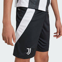 Cargar imagen en el visor de la galería, SHORT JUNIOR GARA JUVE