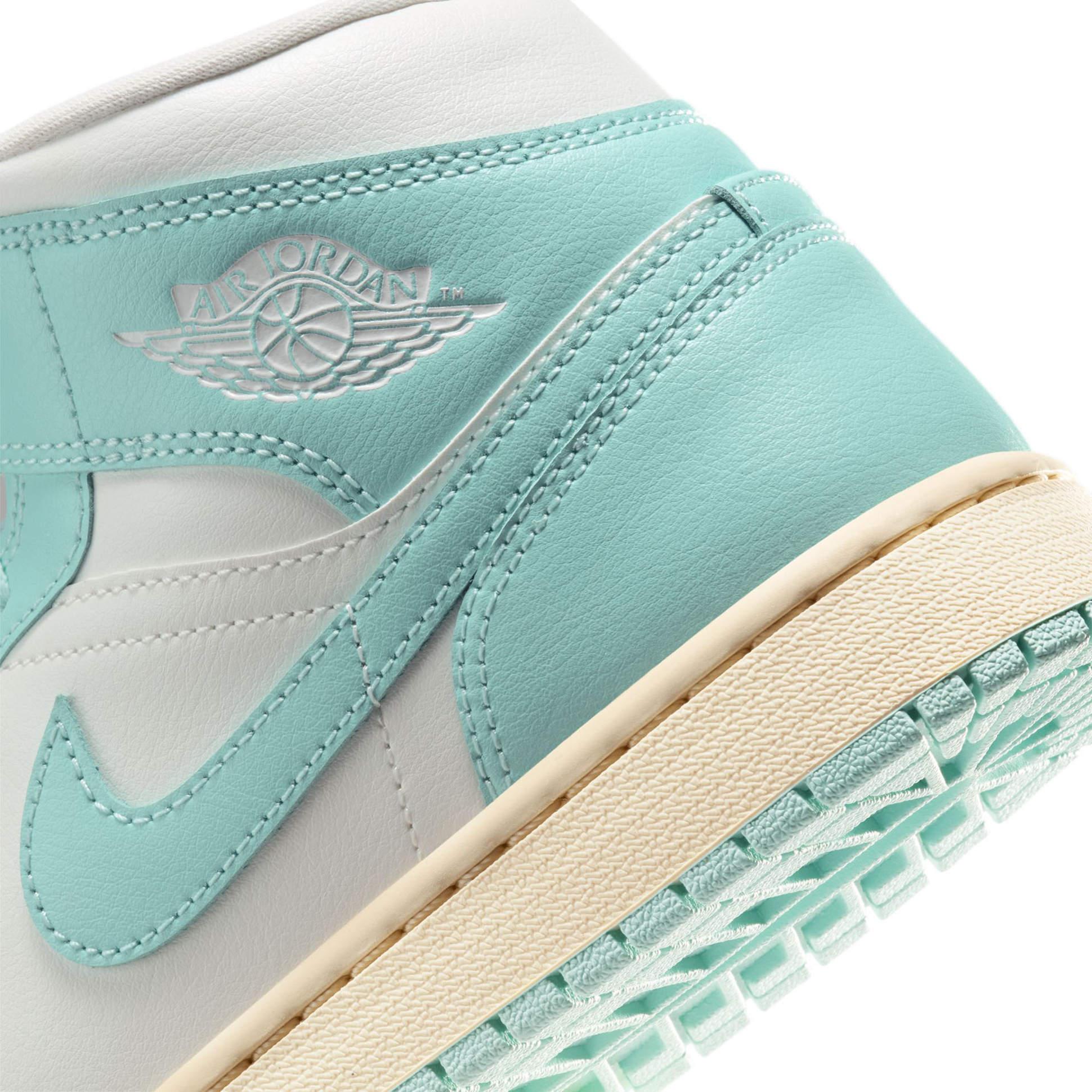 AIR JORDAN 1 MID