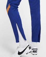 Laden Sie das Bild in den Galerie-Viewer, FCB M NK DRY STRK TRK SUIT K barcellona