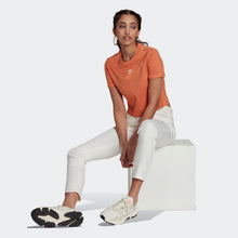 Carica l'immagine nel visualizzatore di Gallery, T-SHIRT DONNA MEZZA MANICA