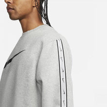 Carica l'immagine nel visualizzatore di Gallery, FELPA UOMO GIRO COLLO