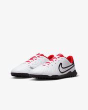 Carica l'immagine nel visualizzatore di Gallery, Nike Jr. Tiempo Legend 10 Club